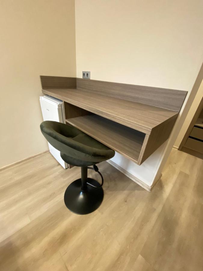 Peto Apartman Győr Esterno foto