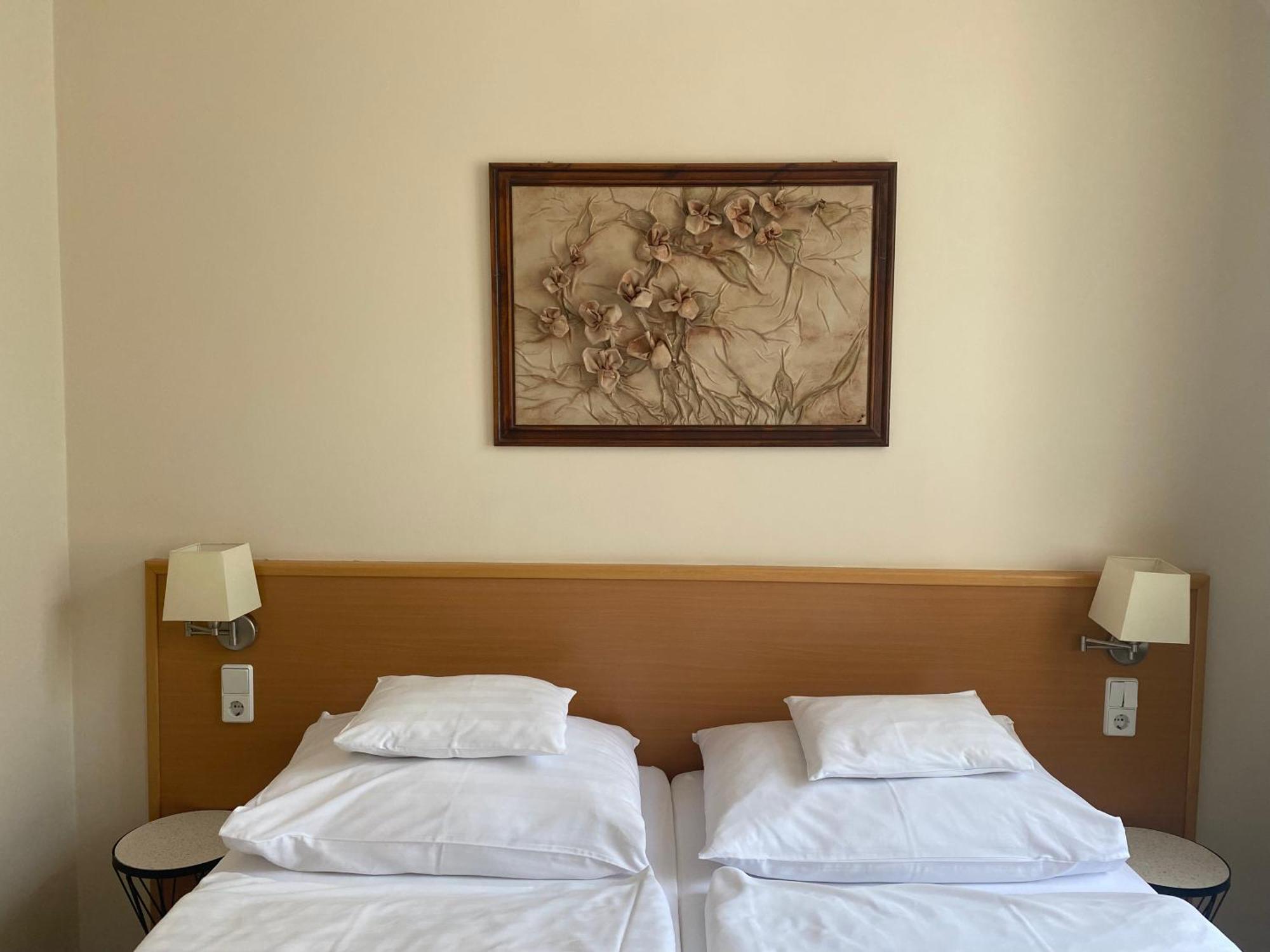 Peto Apartman Győr Esterno foto