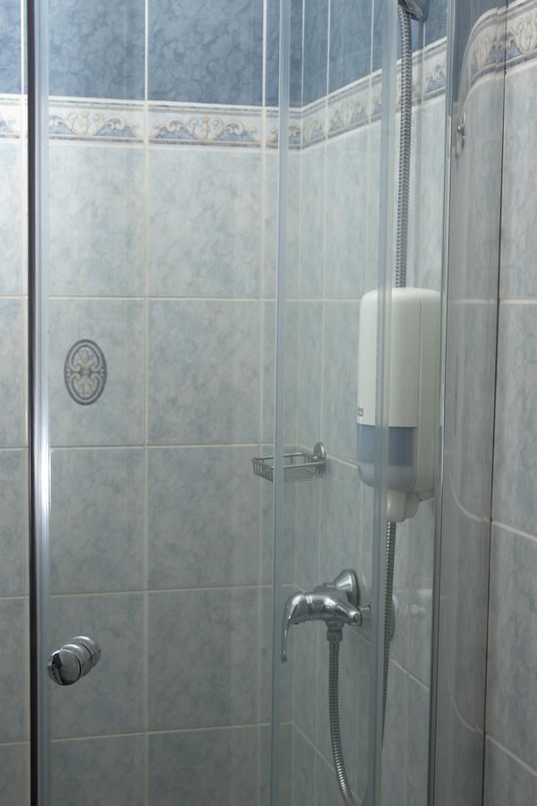 Peto Apartman Győr Esterno foto